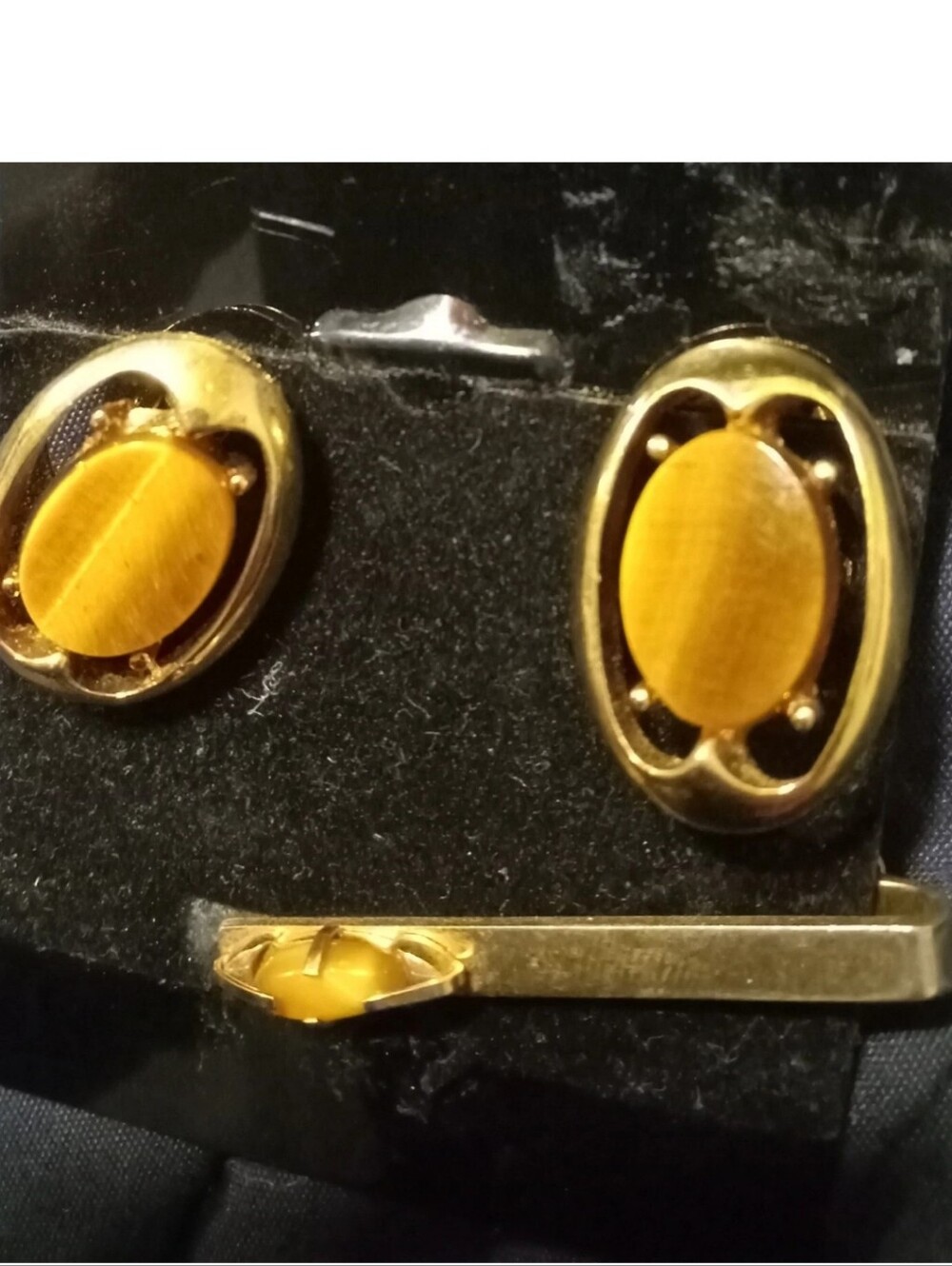 Swank Gold-Tone Yellow Oval Cufflinks and Tie Bar Set - Men's Accessories